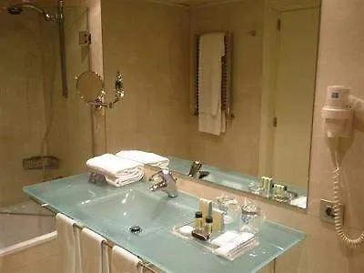 Colon Thalasso Termal מלון